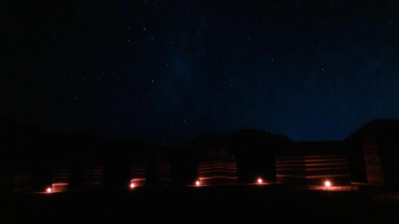 Wadi Rum Meteorite Camp Bed & Breakfast Eksteriør bilde