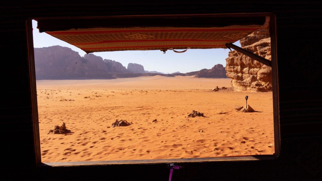 Wadi Rum Meteorite Camp Bed & Breakfast Eksteriør bilde