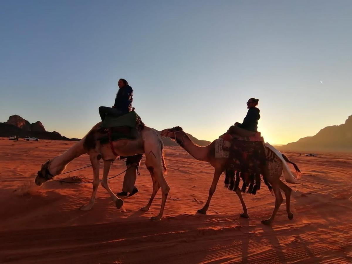 Wadi Rum Meteorite Camp Bed & Breakfast Eksteriør bilde