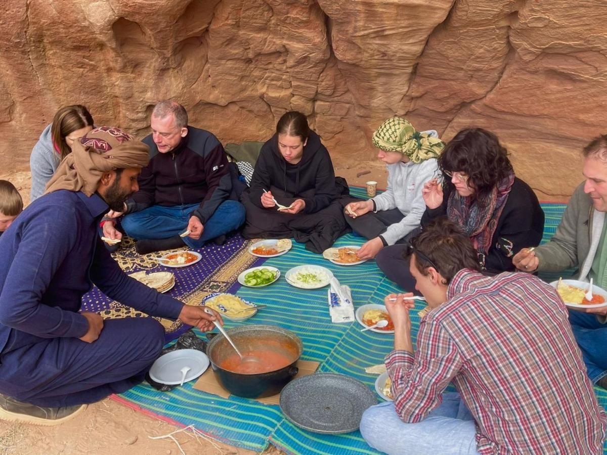 Wadi Rum Meteorite Camp Bed & Breakfast Eksteriør bilde